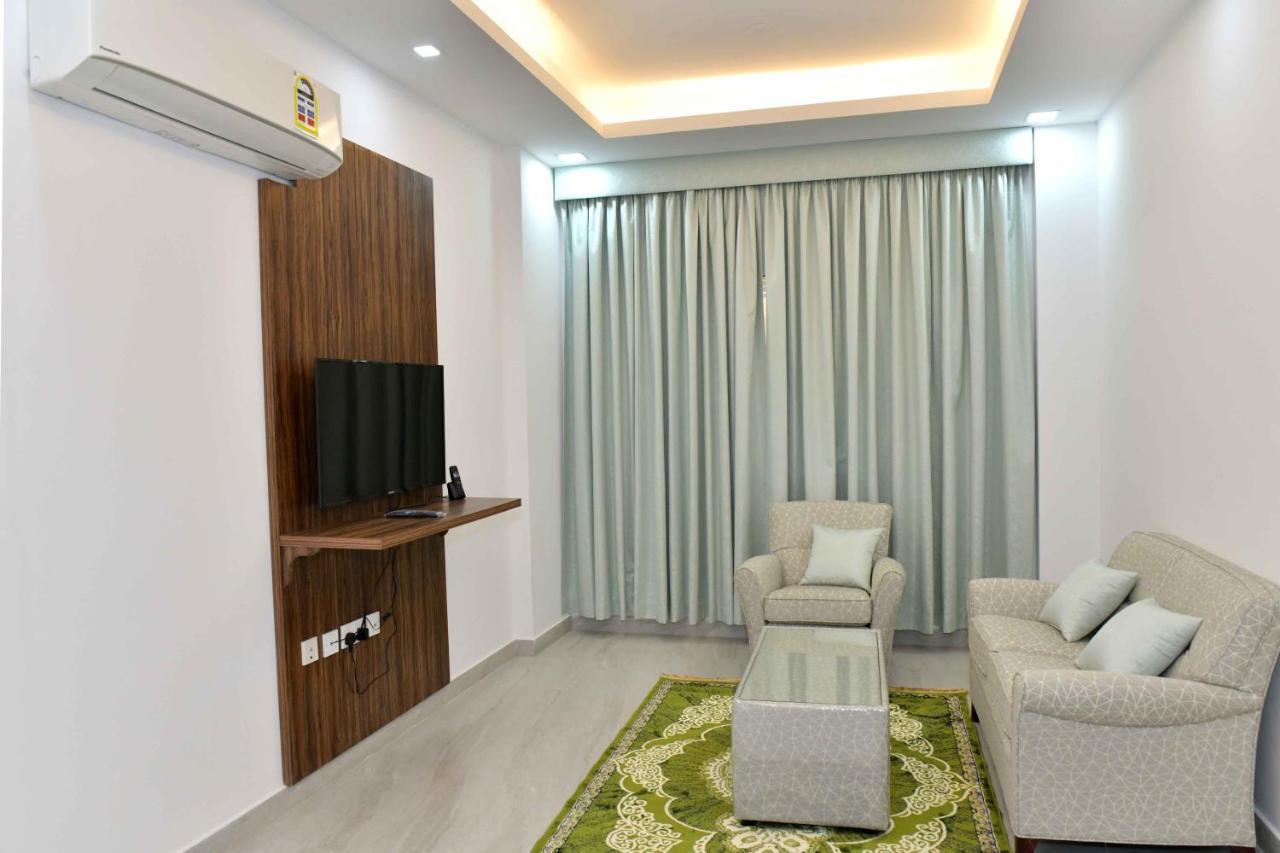 Summit - القمة للأجنحة الفندقيه Hotel 4*